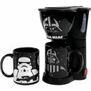 UNCANNY BRANDS Star Wars Darth Vader Coffee Maker with 2 Mug CM2SRWDVST
